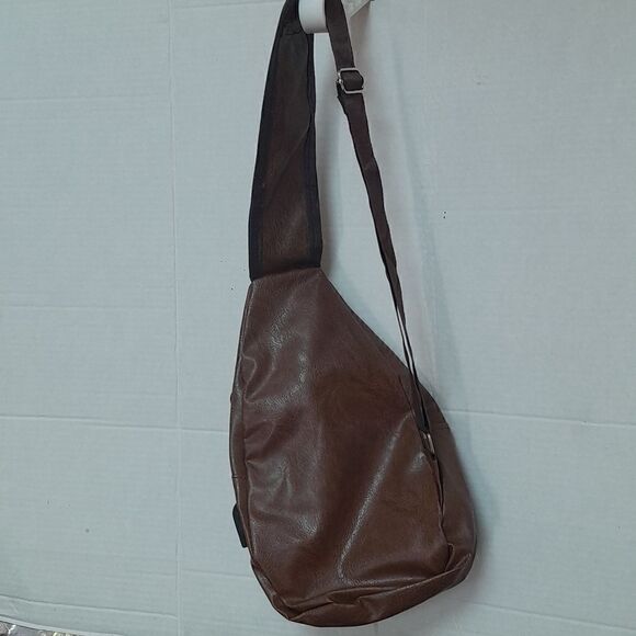 Unisex Mini Backpack/Fanny Pack/Chest Bag with hole for "whatever"and USB Charge - Picture 3 of 7